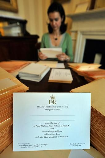 royal wedding invitation picture. kate and william royal wedding